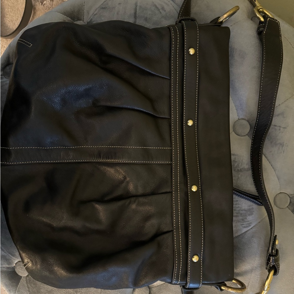 VintageCoach bag in black and gold with butter- like leather